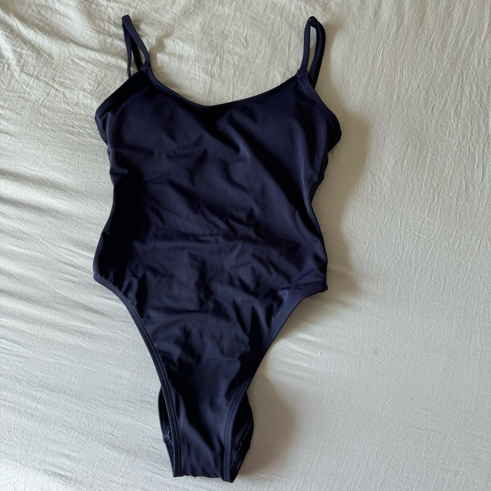 Andie The Laguna One Piece - Flat - Navy - Classia XS - Picture 4 of 10